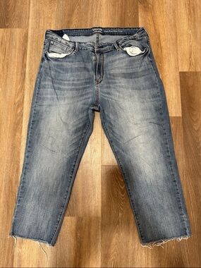 Signature by Levi Strauss Blue High-Rise Slim Crop Jeans